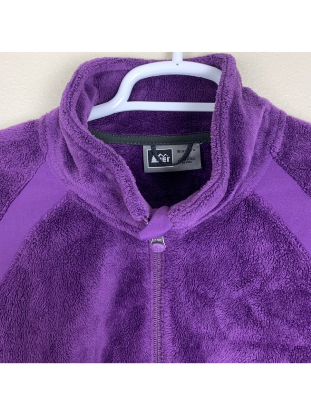 REI Womens XL Fleece Jacket Zip Pockets Fuzzy Purple Outdoor Spring - Picture 4 of 15